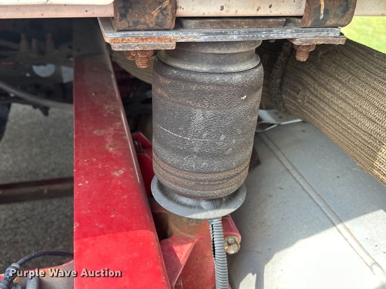 image for item DS2908 2016 International Prostar semi truck