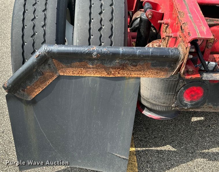 image for item DS2908 2016 International Prostar semi truck