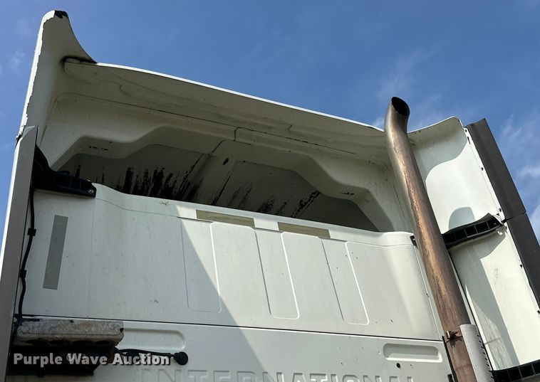 image for item DS2908 2016 International Prostar semi truck