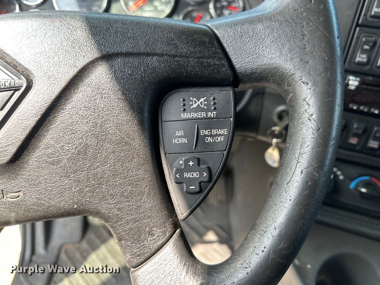 image for item DS2908 2016 International Prostar semi truck