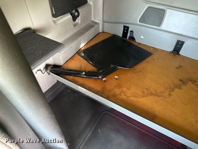 image for item DS2908 2016 International Prostar semi truck