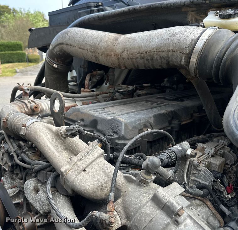 image for item DS2908 2016 International Prostar semi truck