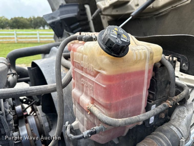 image for item DS2908 2016 International Prostar semi truck