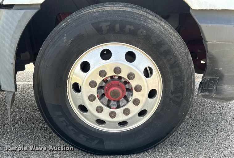 image for item DS2908 2016 International Prostar semi truck