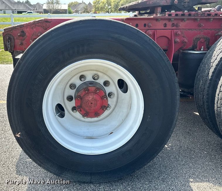 image for item DS2908 2016 International Prostar semi truck