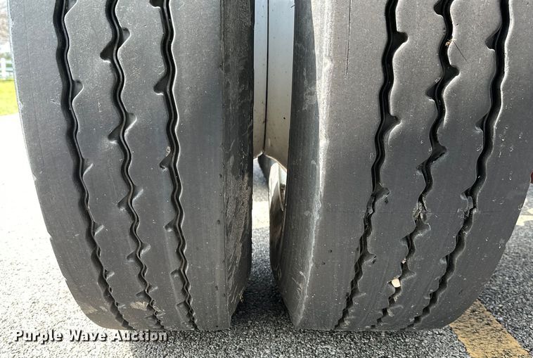 image for item DS2908 2016 International Prostar semi truck