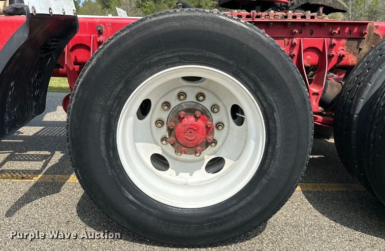 image for item DS2908 2016 International Prostar semi truck