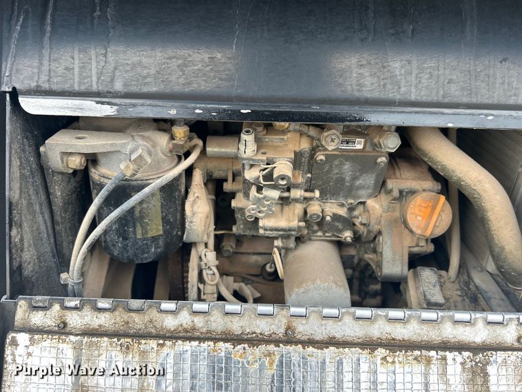 image for item EG1268 2019 Peterbilt  579 semi truck