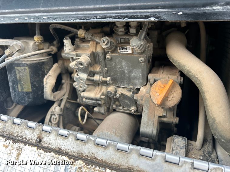 image for item EG1268 2019 Peterbilt  579 semi truck