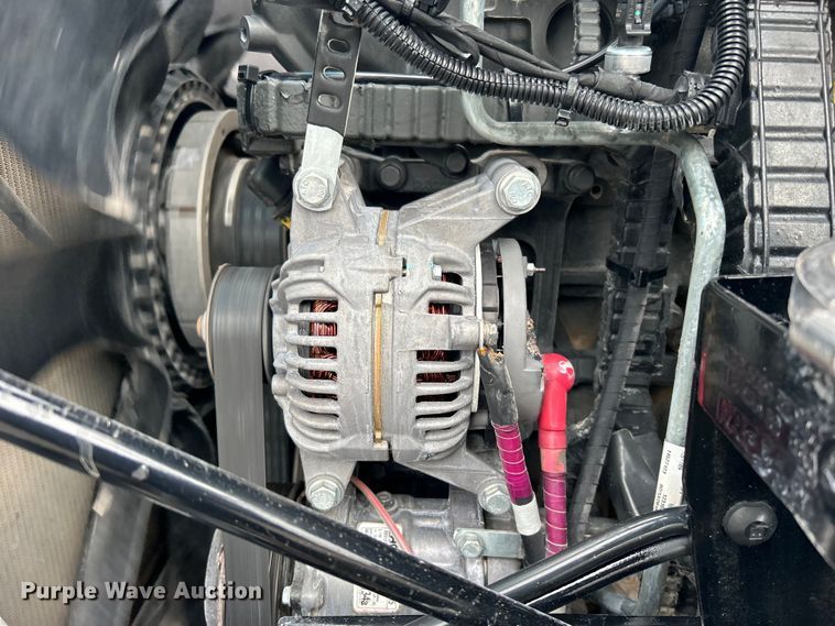 image for item EG1268 2019 Peterbilt  579 semi truck