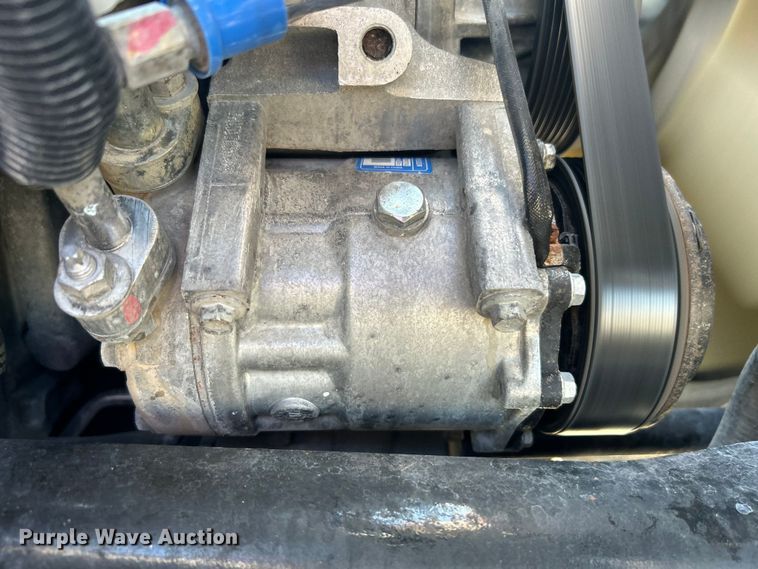 image for item EG1272 2016 Caterpillar CT660S semi truck