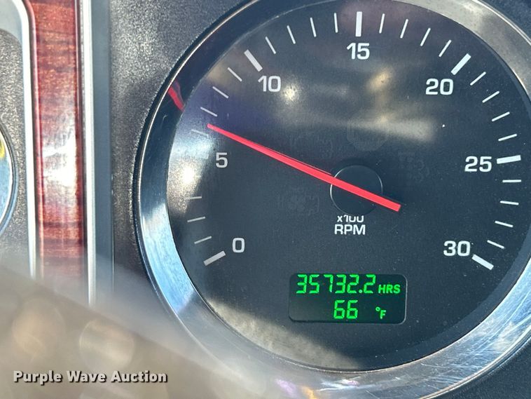 image for item EG1273 2009 Kenworth  T660 semi truck