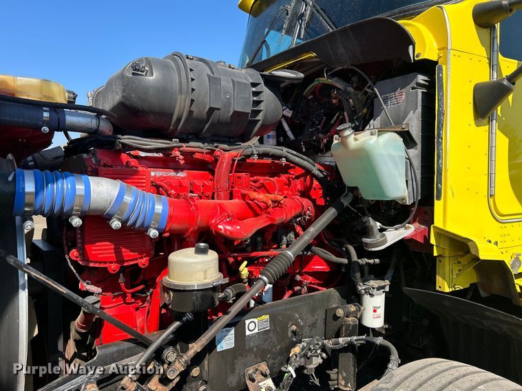 image for item EG1273 2009 Kenworth  T660 semi truck