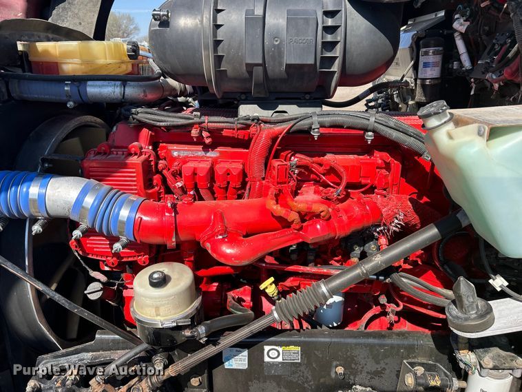 image for item EG1273 2009 Kenworth  T660 semi truck