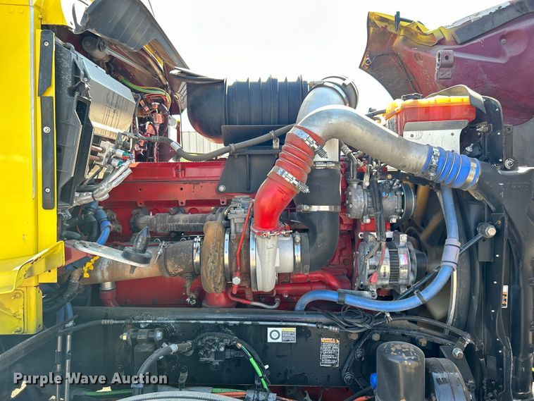 image for item EG1273 2009 Kenworth  T660 semi truck