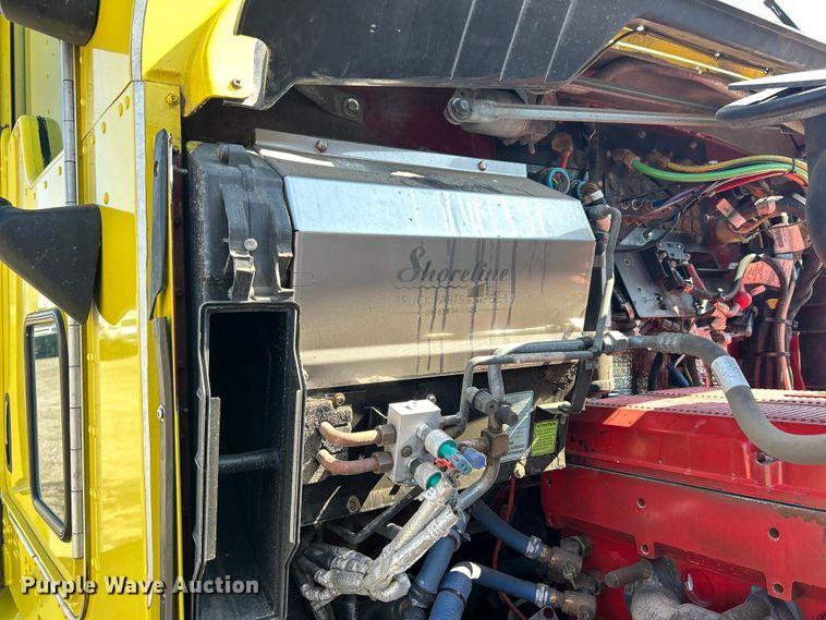 image for item EG1273 2009 Kenworth  T660 semi truck