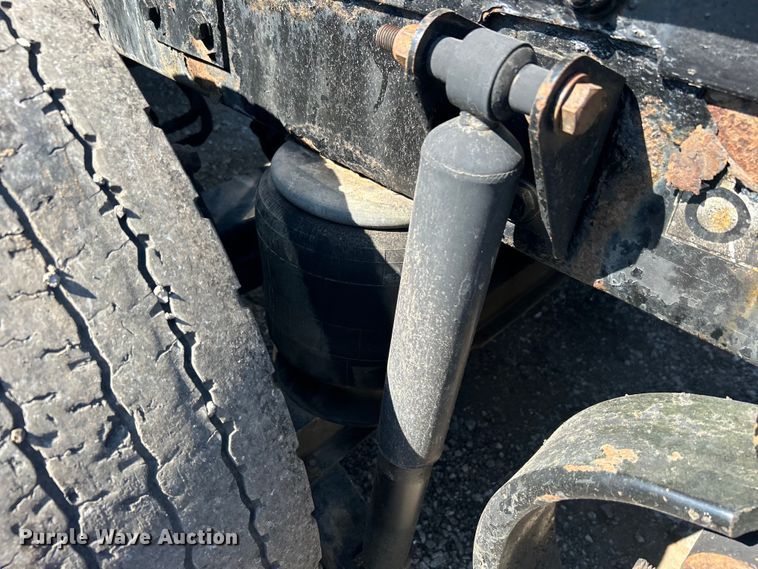 image for item EG1273 2009 Kenworth  T660 semi truck