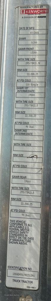 image for item EG1273 2009 Kenworth  T660 semi truck