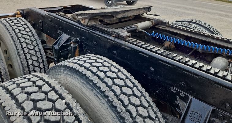 image for item EI3609 2000 Western Star 4900E semi truck