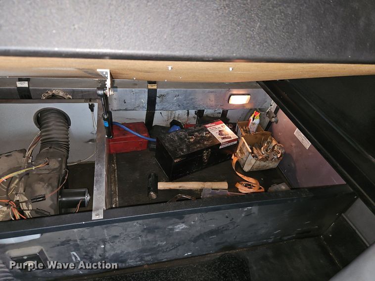 image for item EI3609 2000 Western Star 4900E semi truck