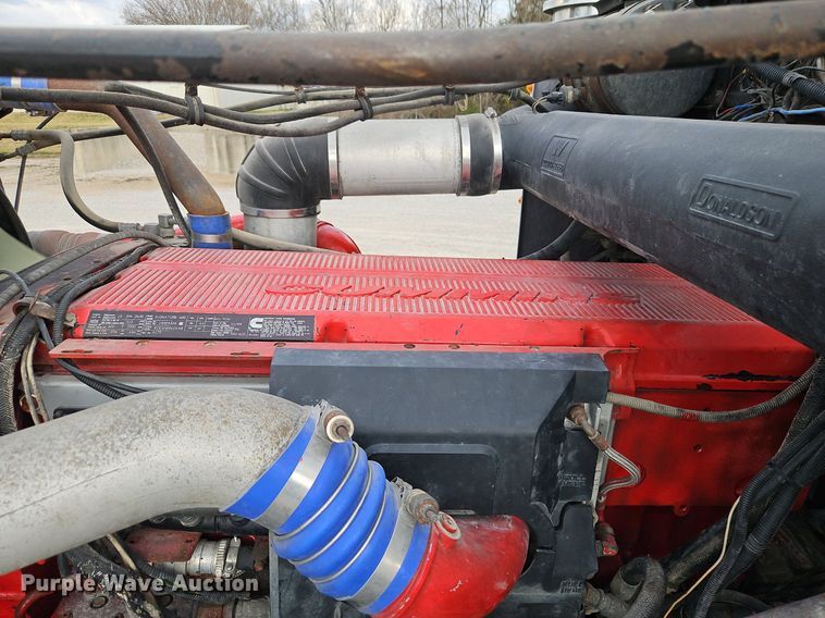 image for item EI3609 2000 Western Star 4900E semi truck