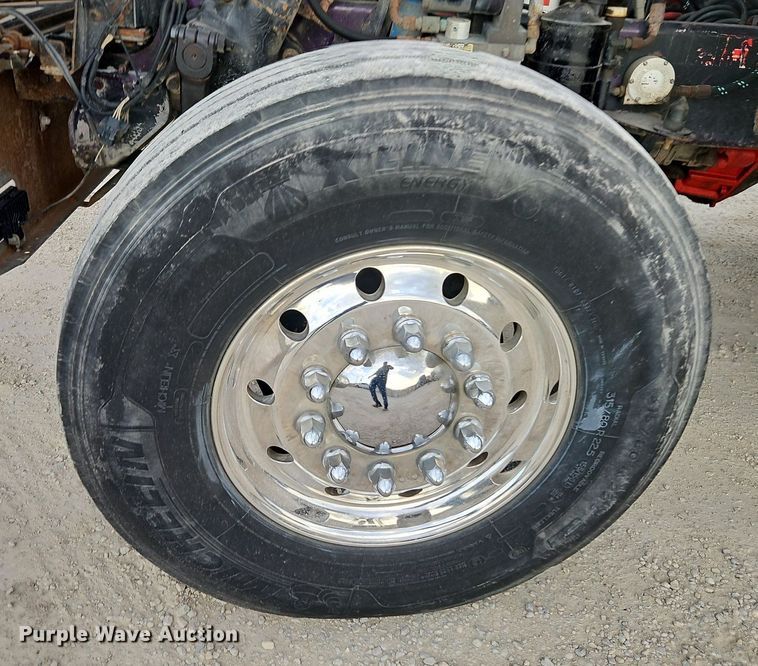 image for item EI3609 2000 Western Star 4900E semi truck