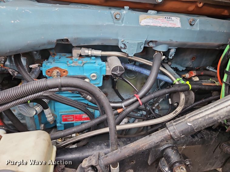 image for item EI3621 2016 Freightliner  Cascadia semi truck