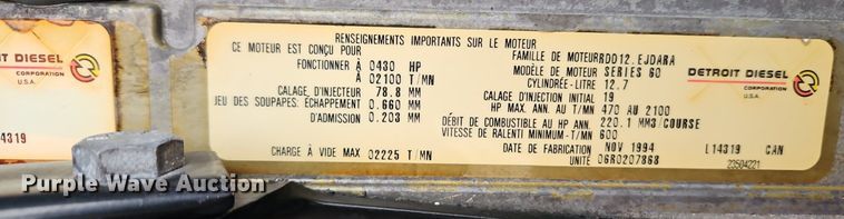 image for item EI3621 2016 Freightliner  Cascadia semi truck