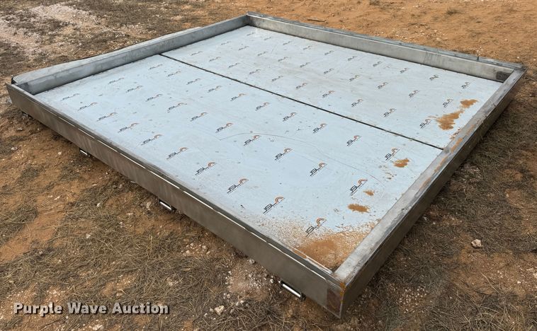 image for item EI6671 Dry van trailer doors 