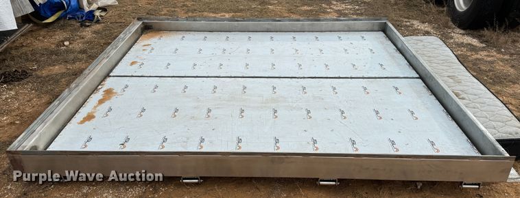 image for item EI6674 Dry van trailer doors 