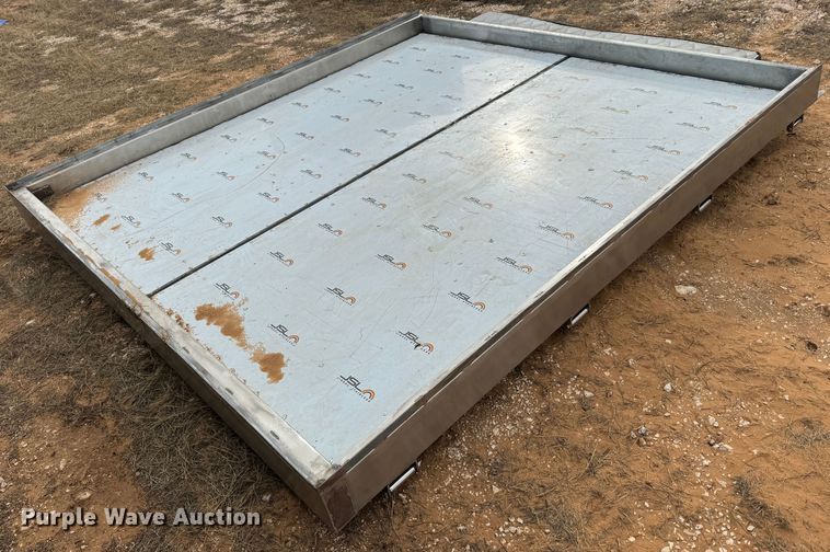 image for item EI6674 Dry van trailer doors 