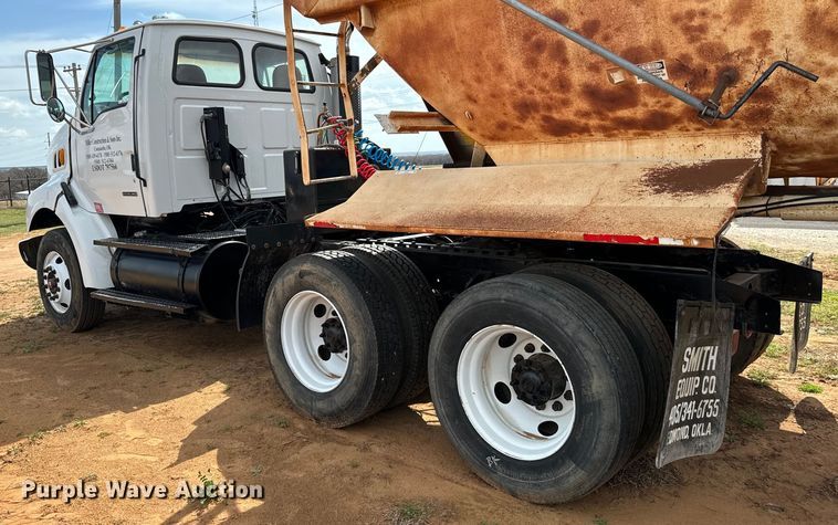 image for item EJ0334 2000 Sterling A-Line semi truck