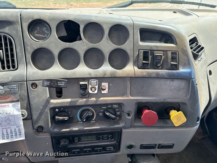 image for item EJ0334 2000 Sterling A-Line semi truck