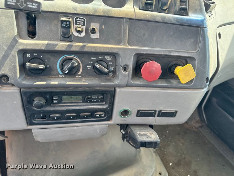 image for item EJ0334 2000 Sterling A-Line semi truck