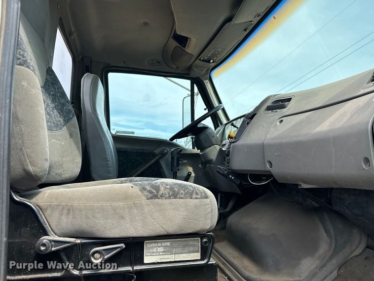 image for item EJ0334 2000 Sterling A-Line semi truck