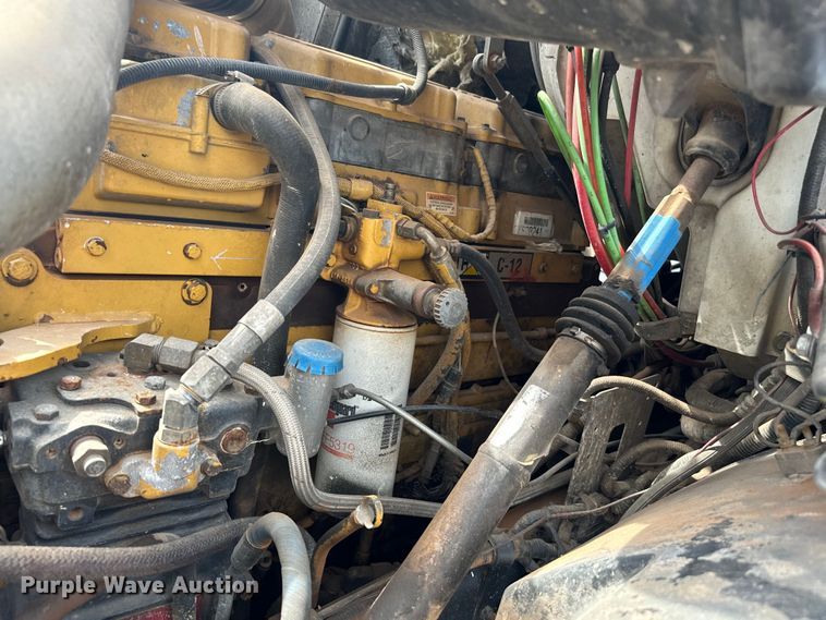 image for item EJ0334 2000 Sterling A-Line semi truck