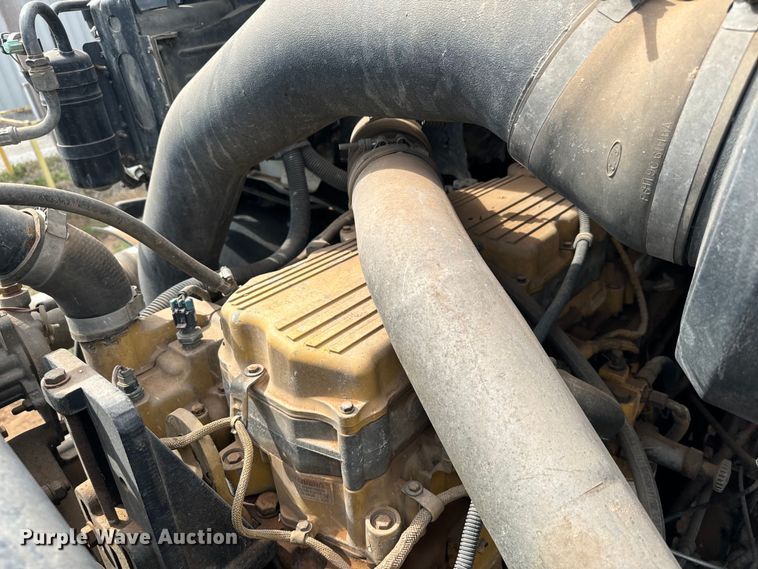 image for item EJ0334 2000 Sterling A-Line semi truck