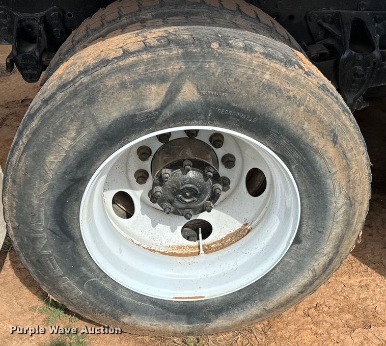 image for item EJ0334 2000 Sterling A-Line semi truck