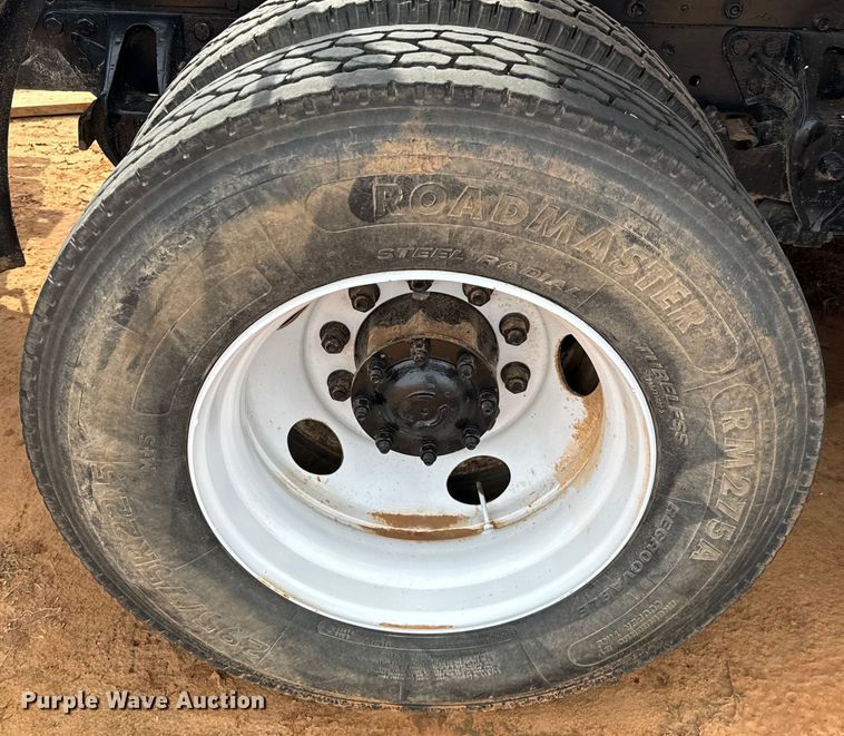 image for item EJ0334 2000 Sterling A-Line semi truck