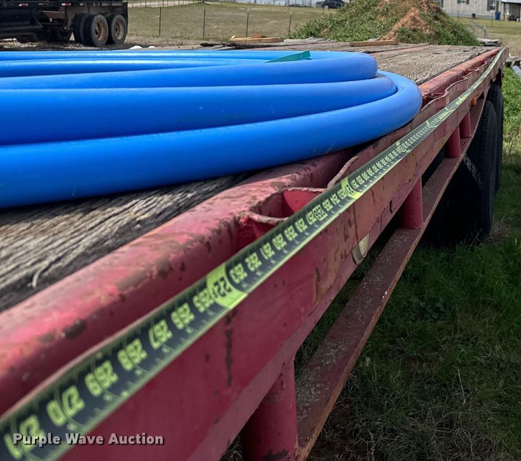 image for item EJ0336 1967 Lufkin flatbed trailer