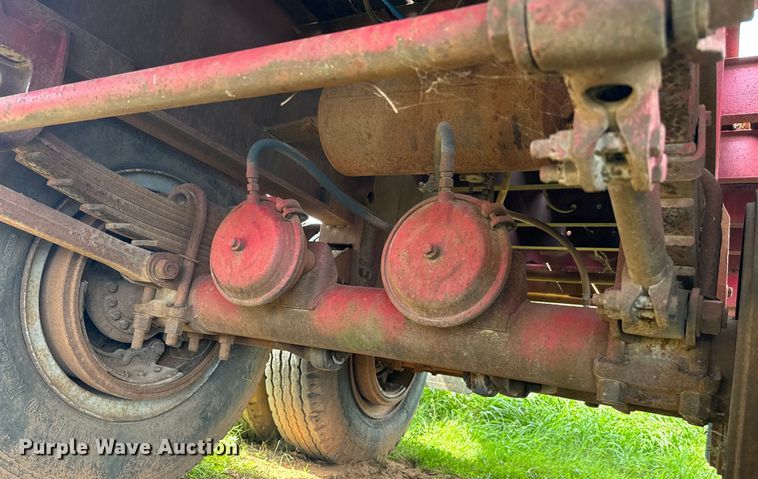 image for item EJ0336 1967 Lufkin flatbed trailer