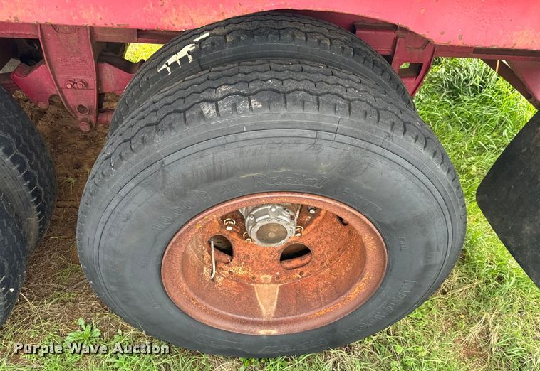 image for item EJ0336 1967 Lufkin flatbed trailer