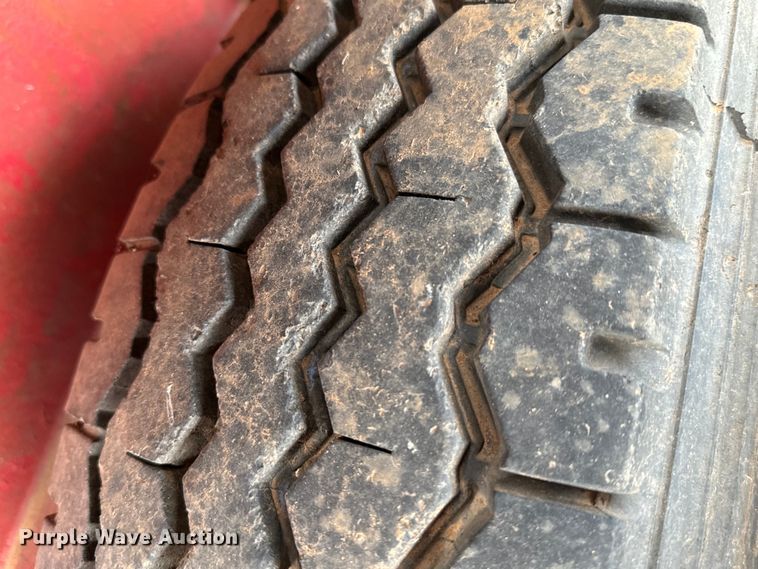 image for item EJ0336 1967 Lufkin flatbed trailer