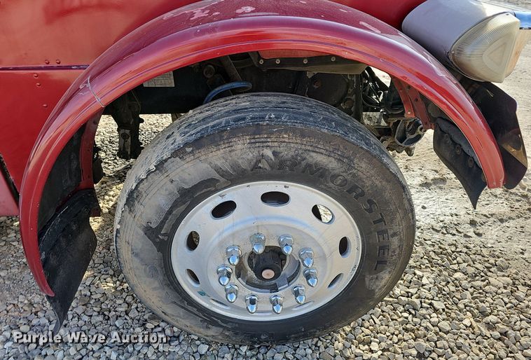 image for item EJ5862 1997 Peterbilt  379 semi truck