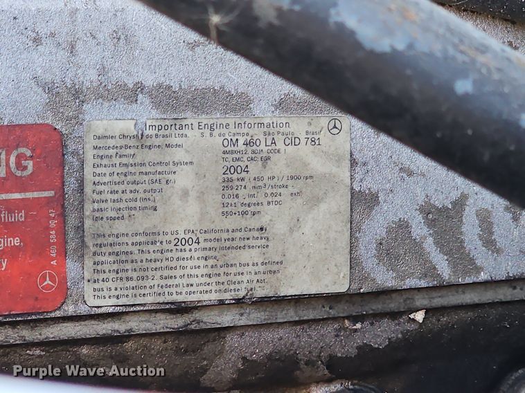 image for item EJ5915 2005 Freightliner Business Class M2 truck cab and chassis