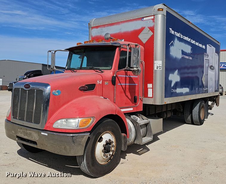 image for item EJ6025 2009 Peterbuilt  PB335 box truck