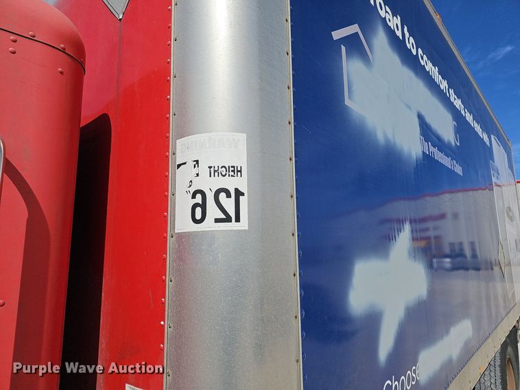 image for item EJ6025 2009 Peterbuilt  PB335 box truck