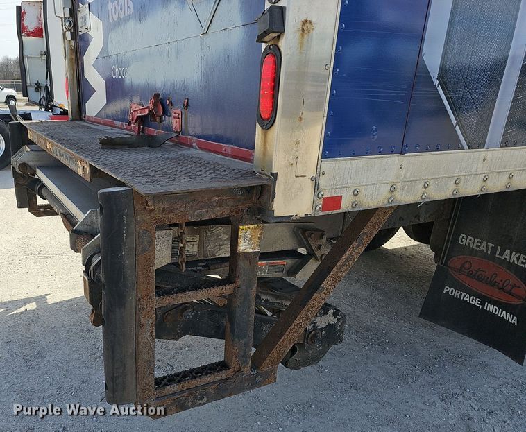 image for item EJ6025 2009 Peterbuilt  PB335 box truck