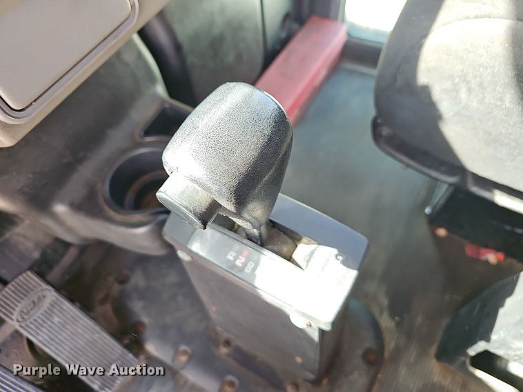 image for item EJ6025 2009 Peterbuilt  PB335 box truck