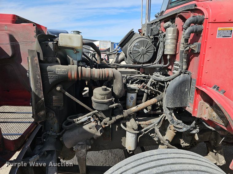 image for item EJ6025 2009 Peterbuilt  PB335 box truck